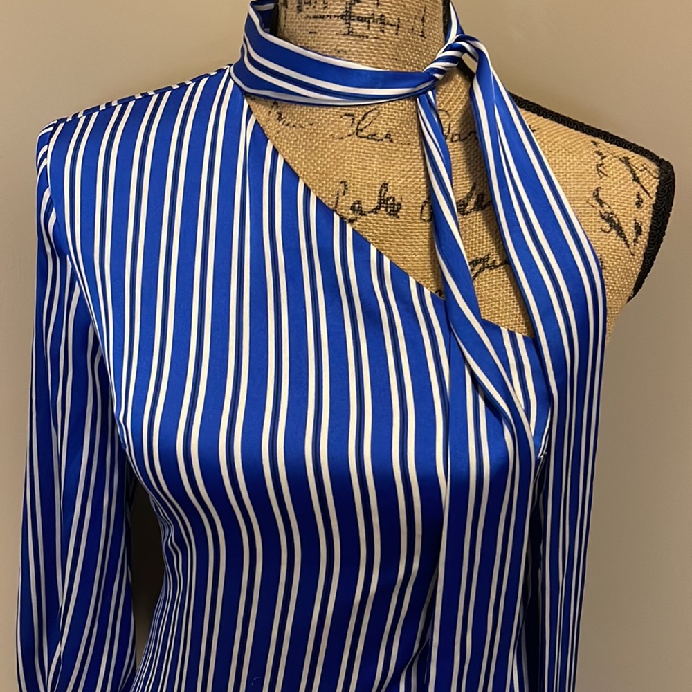 Beautiful 😍🔥💙💙💙 One-shoulder Banana Republic Striped Statement Dress - Picture 2 of 12
